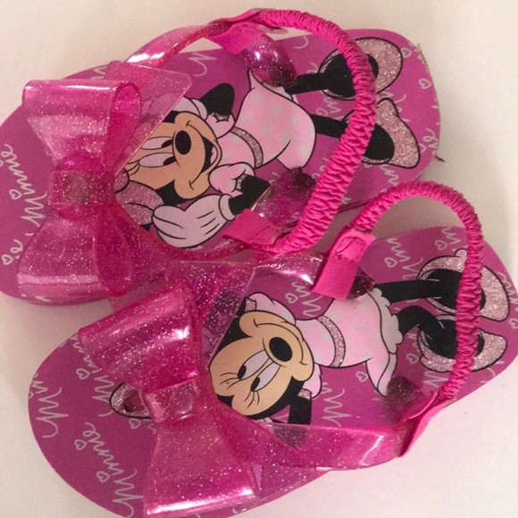 Shoes - Picture 5 of 6